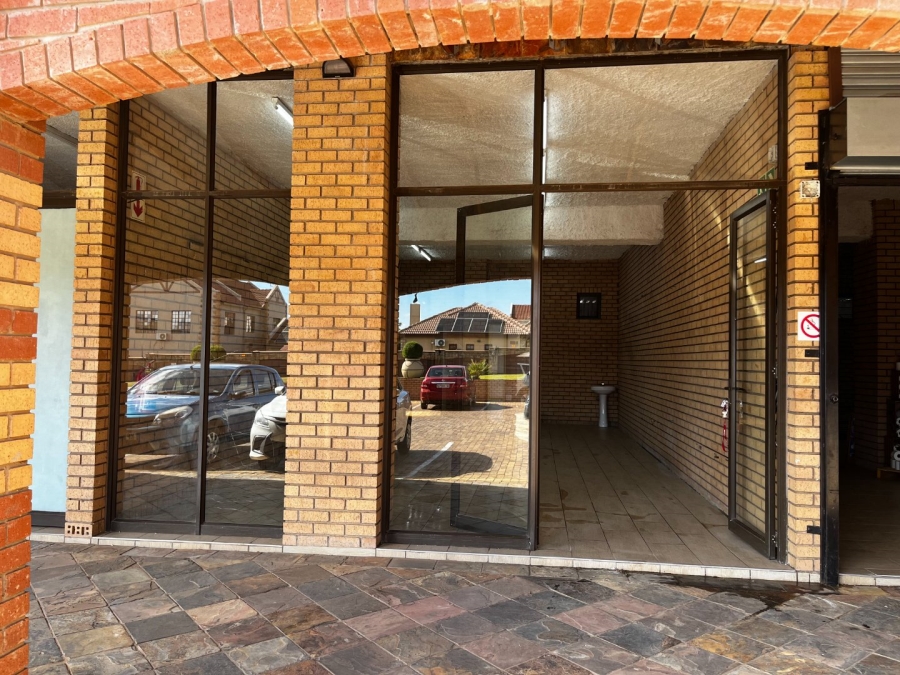 To Let commercial Property for Rent in Meerhof North West